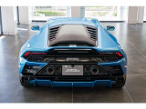 Rear bumper high gloss black, Rear diffuser body color