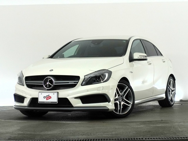 AクラスAMG A45 4マチック 4WD