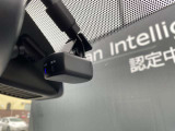 前後ドライブレコーダーがついています。ナビ画面で映像確認も可能です。