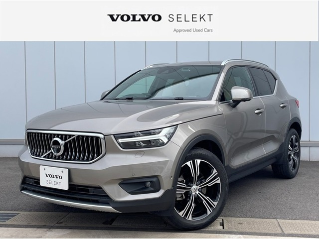 XC40B4 AWD インスクリプション 4WD