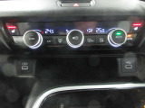 AUTOエアコンでいつでも快適な温度に!さらに運転席・助手席にはシートヒーターも付いてます。また、ワイヤレス充電にも対応しております。