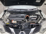 エンジンルーム内の綺麗さが、「状態の良さ」を物語っておりますね!