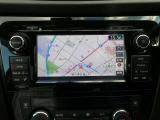 操作性の良い日産純正メーカーナビ。
