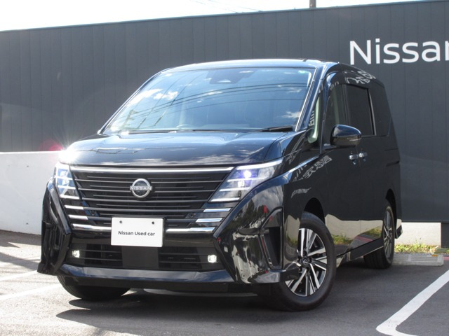 セレナ 1.4 e-4ORCE ハイウェイスターV 4WD