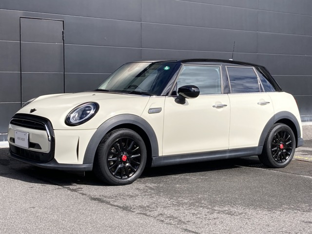ミニクーパー D プレミアム プラスパッケージ DCT