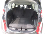 広々としたラゲージスペースを備えています。大きなものや長さのある荷物もしっかりと積み込めます。
