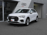 アウディ Q3