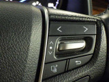 ステアリングスイッチ装備!運転しながら手元でオーディオの操作などができます。
