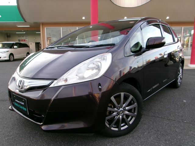 フィットハイブリッド1.3 10th アニバーサリー