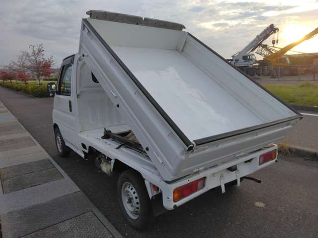 ホンダ アクティトラック アタック 4WD ダンプ 5MT UD UR +2MT 