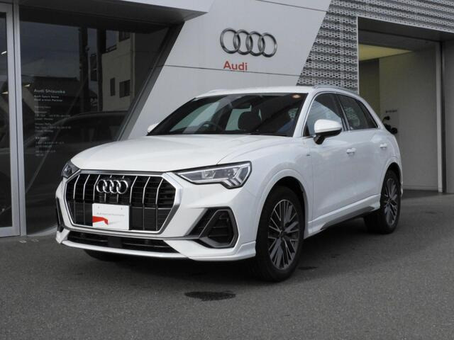 Q3 35 TFSI Sライン