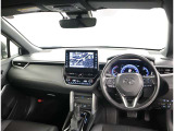 オシャレなインテリアで運転する気分も盛り上がりますよね^^