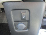運転席にはシートヒーターが完備されています!