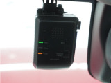 ◆ドライブレコーダー◆映像・音声などを記録する自動車用の装置です。 もしもの事故の際の記録はもちろん、旅行の際の思い出としてドライブの映像を楽しむことができます。