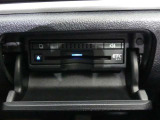 ナビ連動タイプのETC車載機です。ナビゲーションと連動してくれますのでカード未挿入を知らせてくれるなど便利な機能が追加されています。
