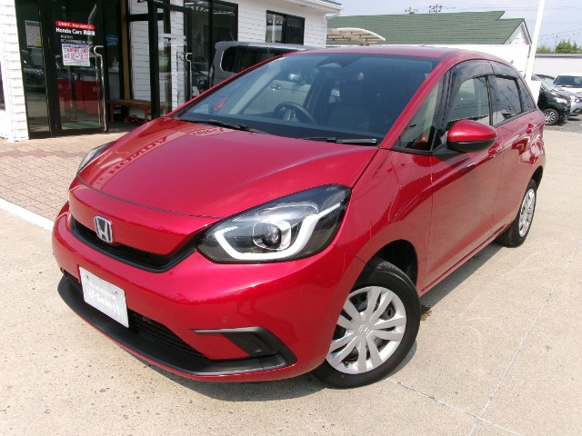 フィット  1.5 e:HEV ベーシック 4WD