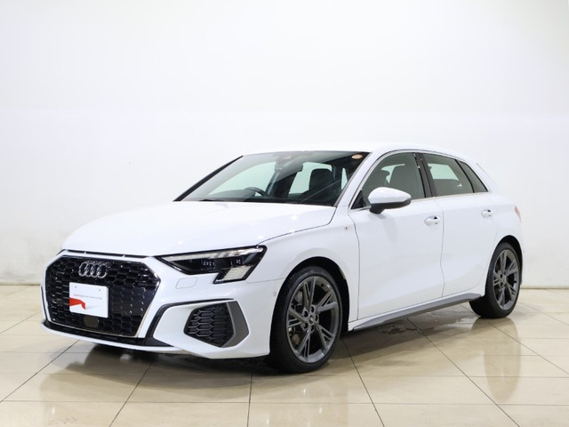 A3スポーツバック40 TFSI クワトロ Sライン 4WD