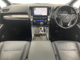 アルファード ハイブリッド 2.5 エグゼクティブ ラウンジ S E-Four 4WD 本革シート