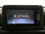 社外ナビを装備。タッチパネル式で使いやすく、お出かけもラクラクです。