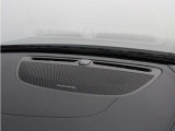 【harman/kardon】世界のオーディオファン垂涎のプレミアムサウンドシステムを搭載。原音に近い音場空間を忠実に再現。乗る人すべてに最良の音響体験を提供します。