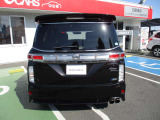希望ナンバーや保証期間を延ばす延長保証などもございます。詳しくはスタッフまでお問い合わせください。