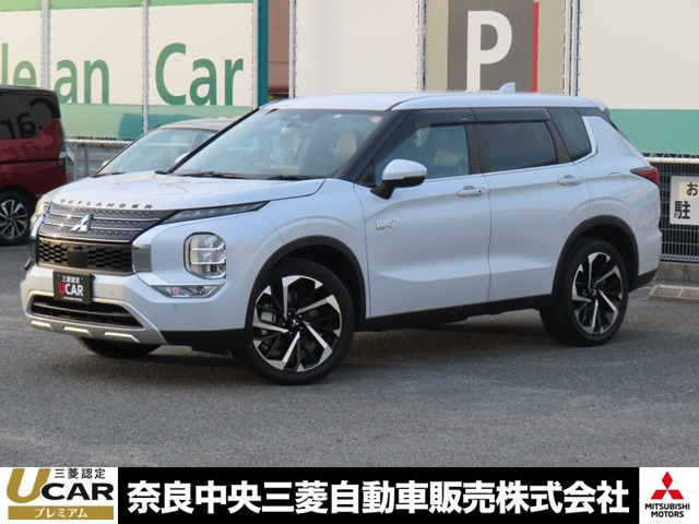 アウトランダーPHEV 2.4 G 4WD