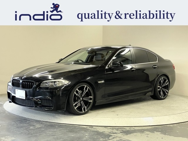 5シリーズセダン 523i レザーシート・サンルーフ・スマートキー・