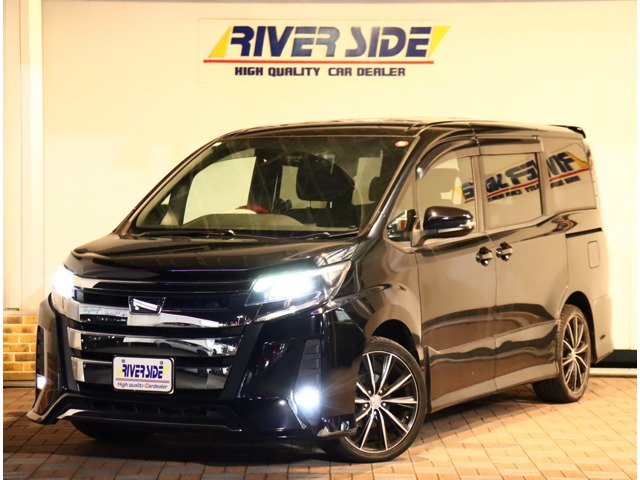 ノア 2.0 Si 8人乗り 社外ナビフルセグバックカメラ