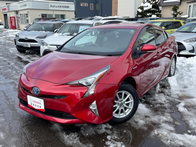 プリウス1.8 A プレミアム ツーリングセレクション E-Four 4WD