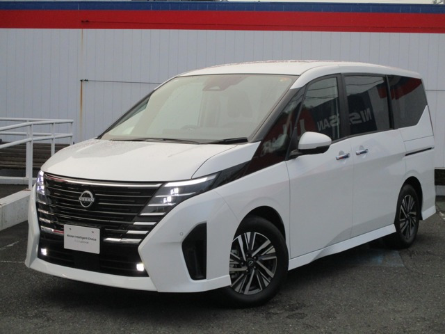 セレナ 1.4 e-POWER ハイウェイスター V