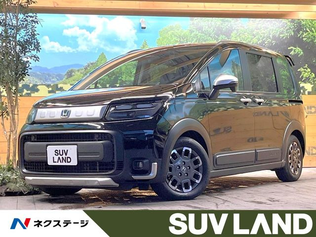 フリード1.5 e:HEV クロスター