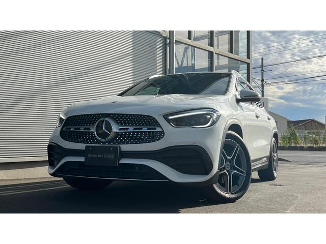 GLAクラスGLA200d 4マチック AMGラインパッケージ 4WD