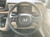 ステアリングも使用感が少なく、きれいな状態となっております♪