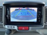 バックカメラ付きで後方確認がしやすいです。