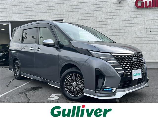 セレナ1.4 e-4ORCE AUTECH 4WD本革シート