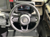 ステアリングも使用感が少なく、きれいな状態となっております♪
