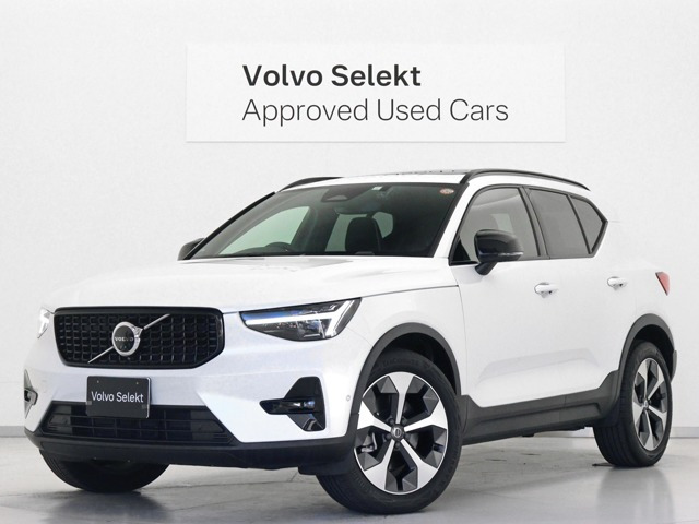 XC40アルティメット B4 AWD ダークエディション 4WD