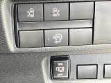 ボタン一つで運転席からスライドドアの開閉ができます★