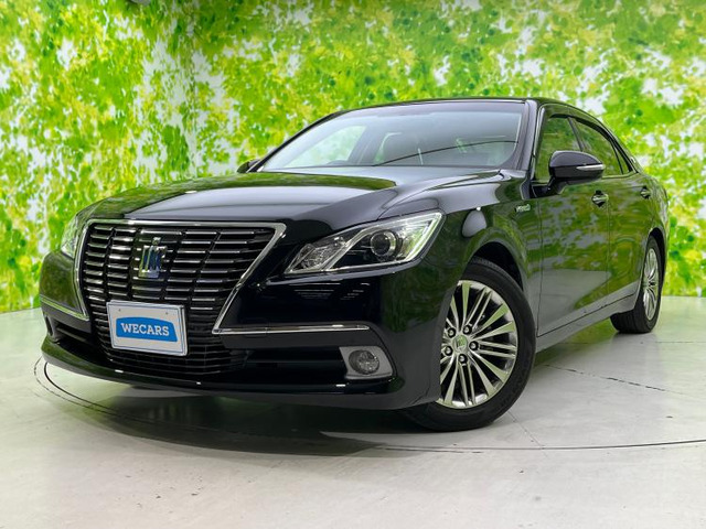 クラウンハイブリッド 2.5 ロイヤルサルーン