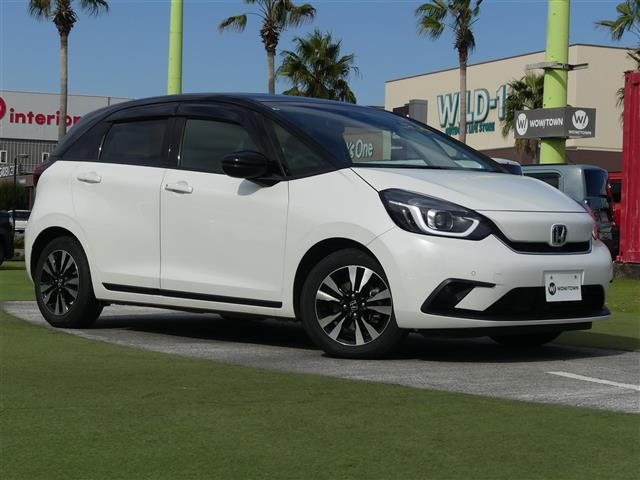 フィット1.5 e:HEV ネス修復歴無し