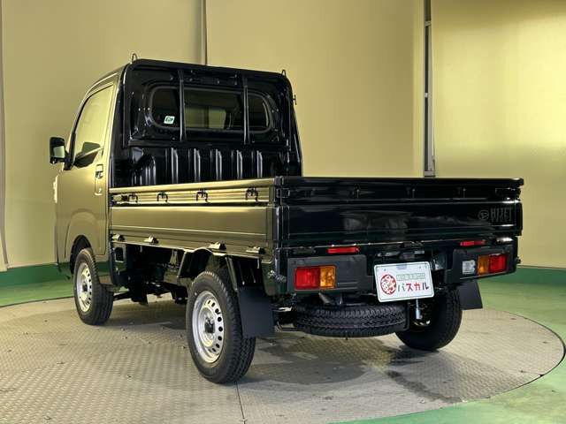 ダイハツ ハイゼットトラック スタンダード 3方開 4WD の中古車詳細
