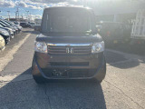 安心して長く乗れる高品質な中古車を常時100台以上展示してます。もし、欲しいクルマが置いてなければ、気軽に声をかけてください。ご希望の車を全国から探します!
