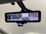 ドラレコ付きの社外品を取り付けることも可能です!最近はやりのデジタルルームミラーも気になる方は是非一度ご相談を!!