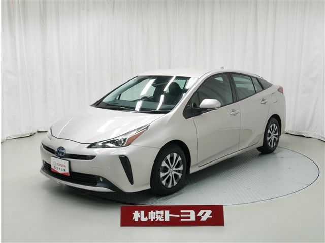 プリウス1.8 A プレミアム E-Four 4WD