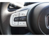 ステアリングスイッチ付きなので、運転中も安全に手元でオーディオの操作ができます!