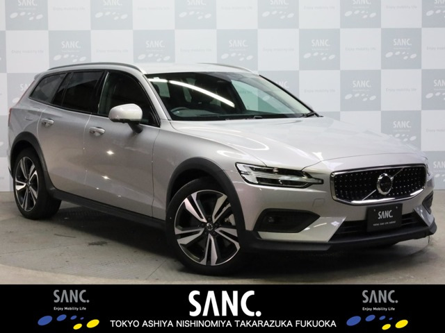 V60クロスカントリーアルティメット B5 AWD 4WD