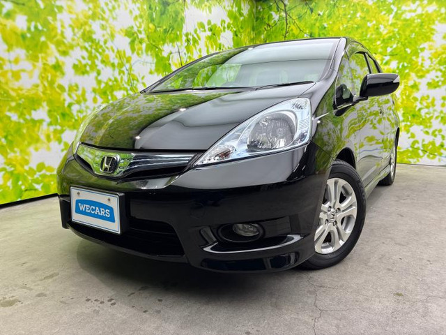 フィットシャトルハイブリッド1.3 ナビプレミアムセレクション