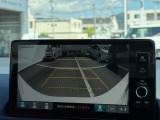駐車時に便利なバックカメラを装備しています。