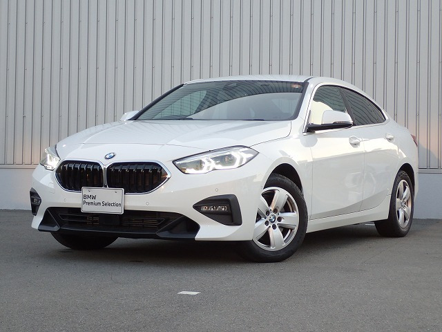 2シリーズグランクーペ218i プレイ