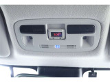 コネクテッドサ-ビスのヘルプネットを搭載しています。車両の位置情報などが自動で送信されるので、迅速な緊急車両の手配ができます。機能の詳細はスタッフまでお問い合わせ下さい。